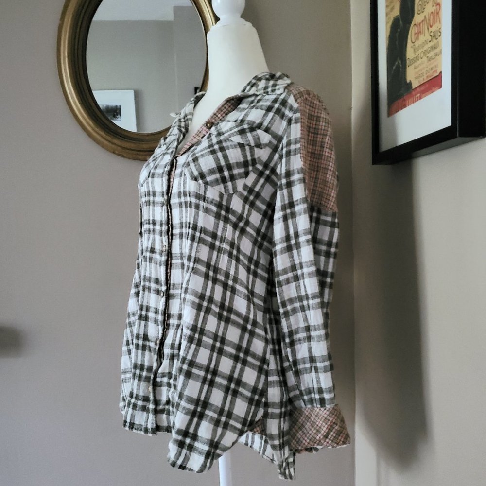Free People Catch Up with Me Plaid Flannel Button-Down Shirt Size Small - Picture 4 of 16